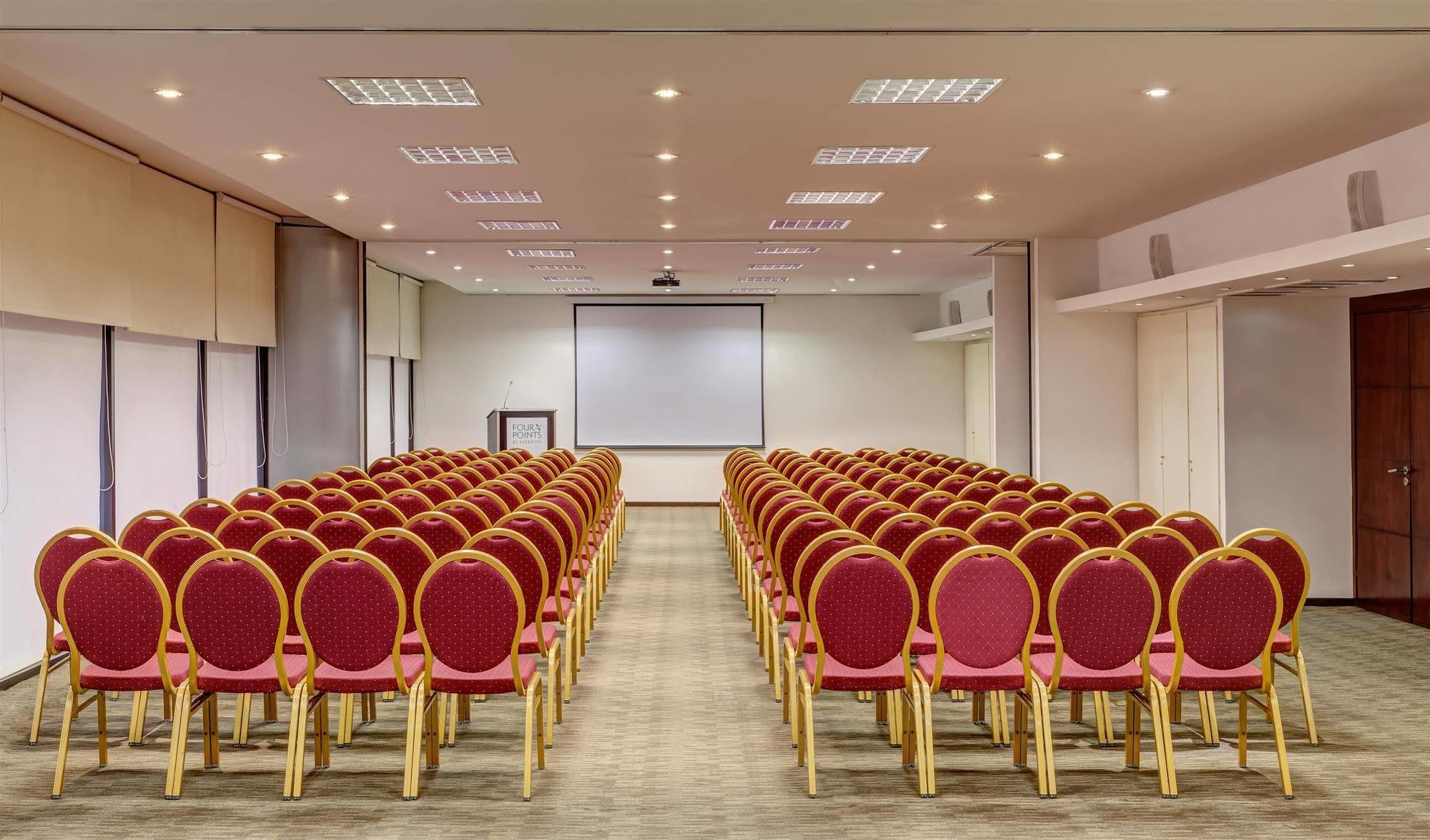 Four Points By Sheraton Montevideo Buitenkant foto